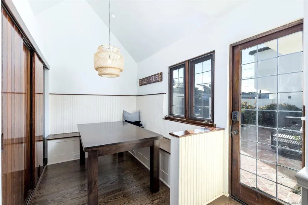 La Jolla, California 92037, United States, ,Residential,Active,229433