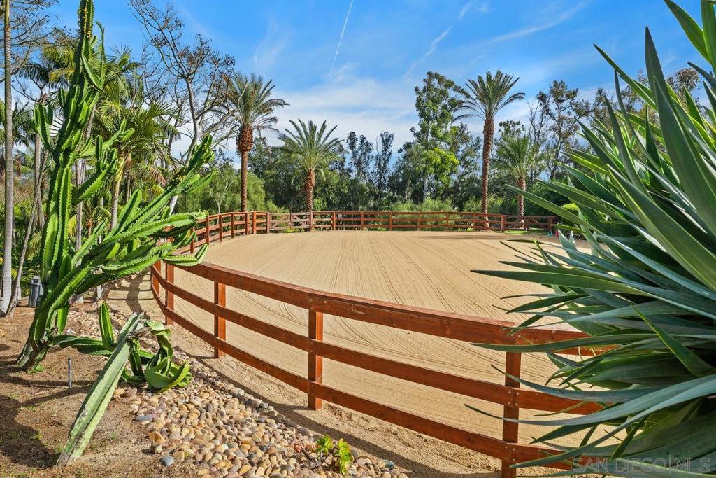 Rancho Santa Fe - Residential