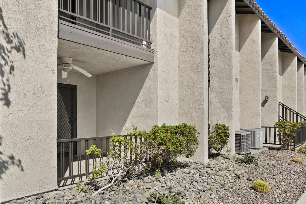 Cathedral Springs - Residential