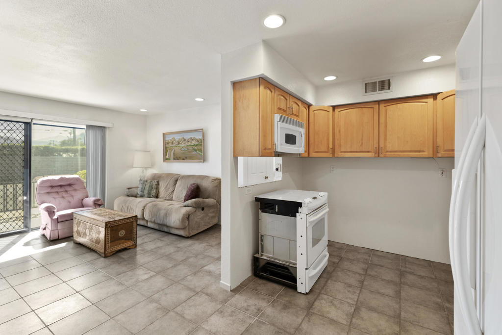 Cathedral Springs - Residential