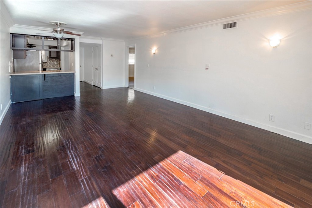 770 W Imperial Avenue