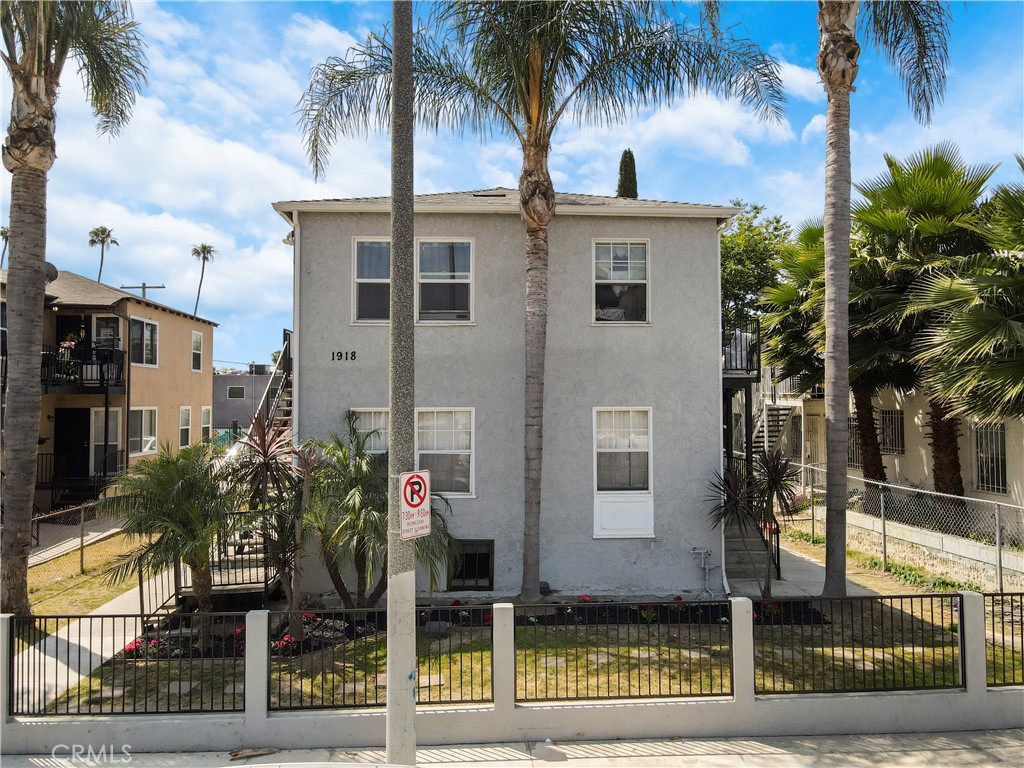 1918 W 35th Street
