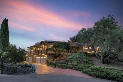 Photo of 24721 Olive Tree Lane LN, Los Altos Hills, CA 94024 (MLS # ML82061468)