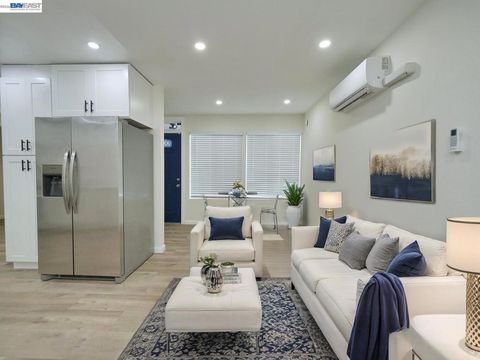 Photo of 622 Alice St. St, Oakland, CA 94607 (MLS # 41129608)