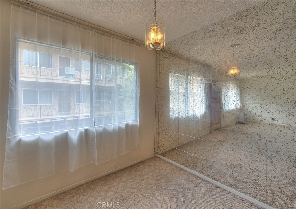 211 E California B7