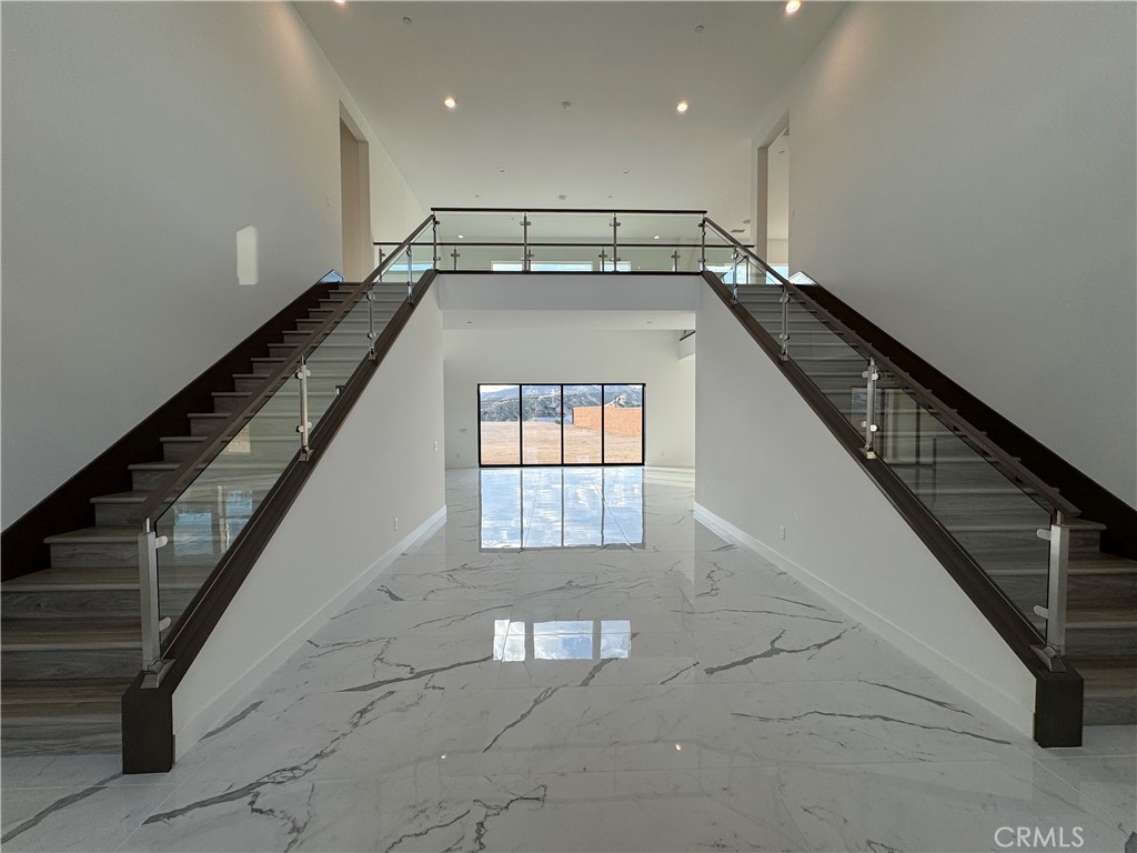 12073 Northstar Lane