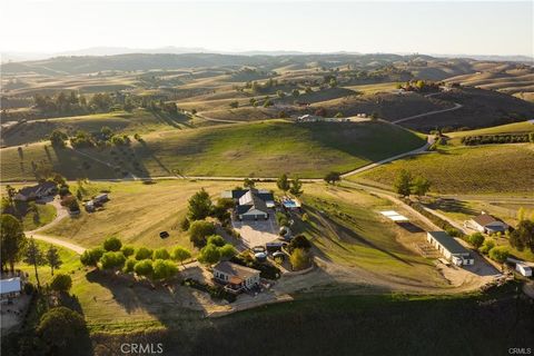 Tiny photo for 8580 Warren Rd, Paso Robles, CA 93446 (MLS # NS26084322)