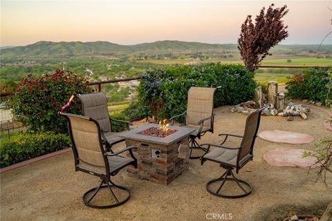 Tiny photo for 8580 Warren Rd, Paso Robles, CA 93446 (MLS # NS26084322)
