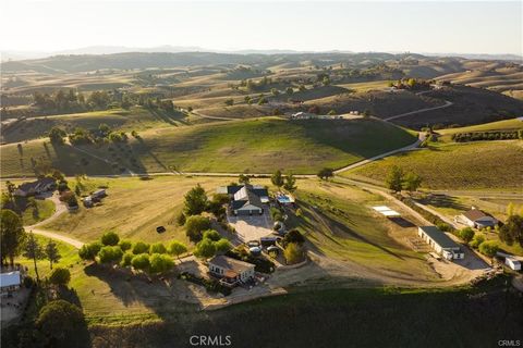 Tiny photo for 8580 Warren Rd, Paso Robles, CA 93446 (MLS # NS26084322)