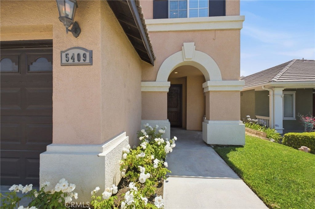5409 Buckskin Drive, Fontana CA 92336