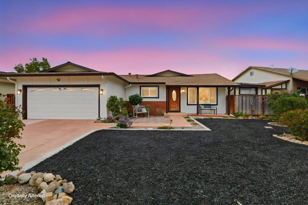 3005 Almond Drive