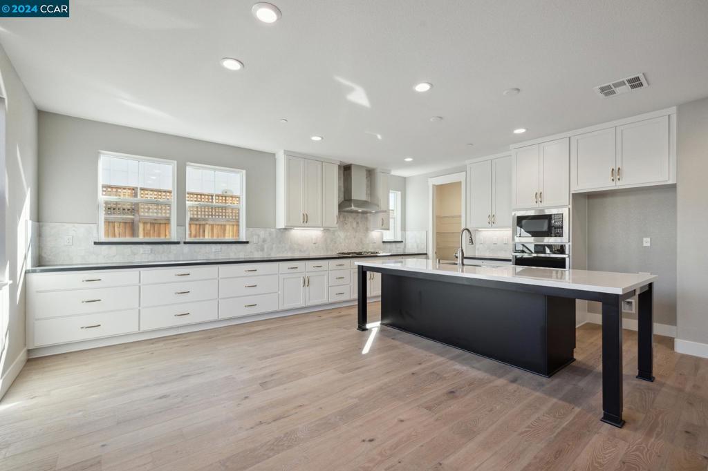 Not Listed - Residential