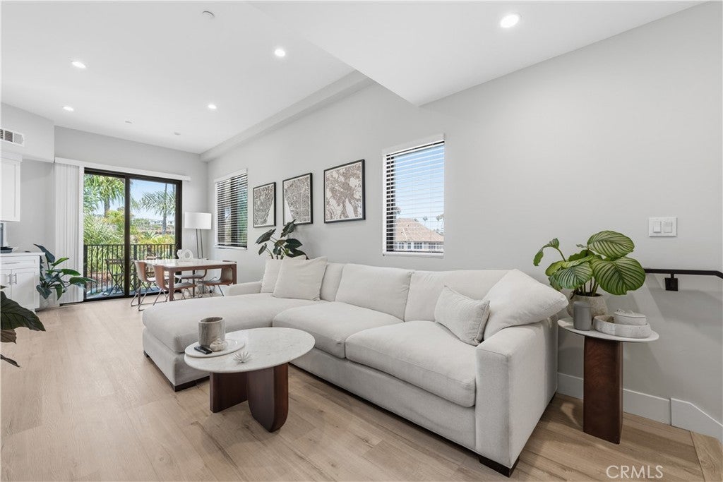 4703 River, Newport Beach CA 92663 - Photo 7