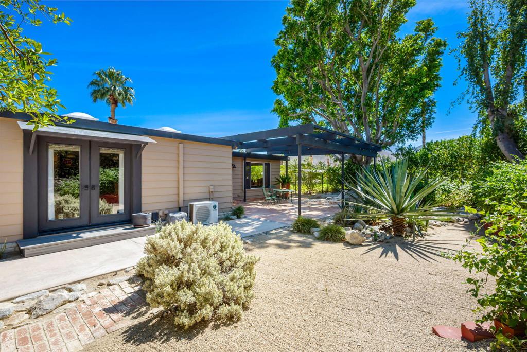 49305 Highway 74 176