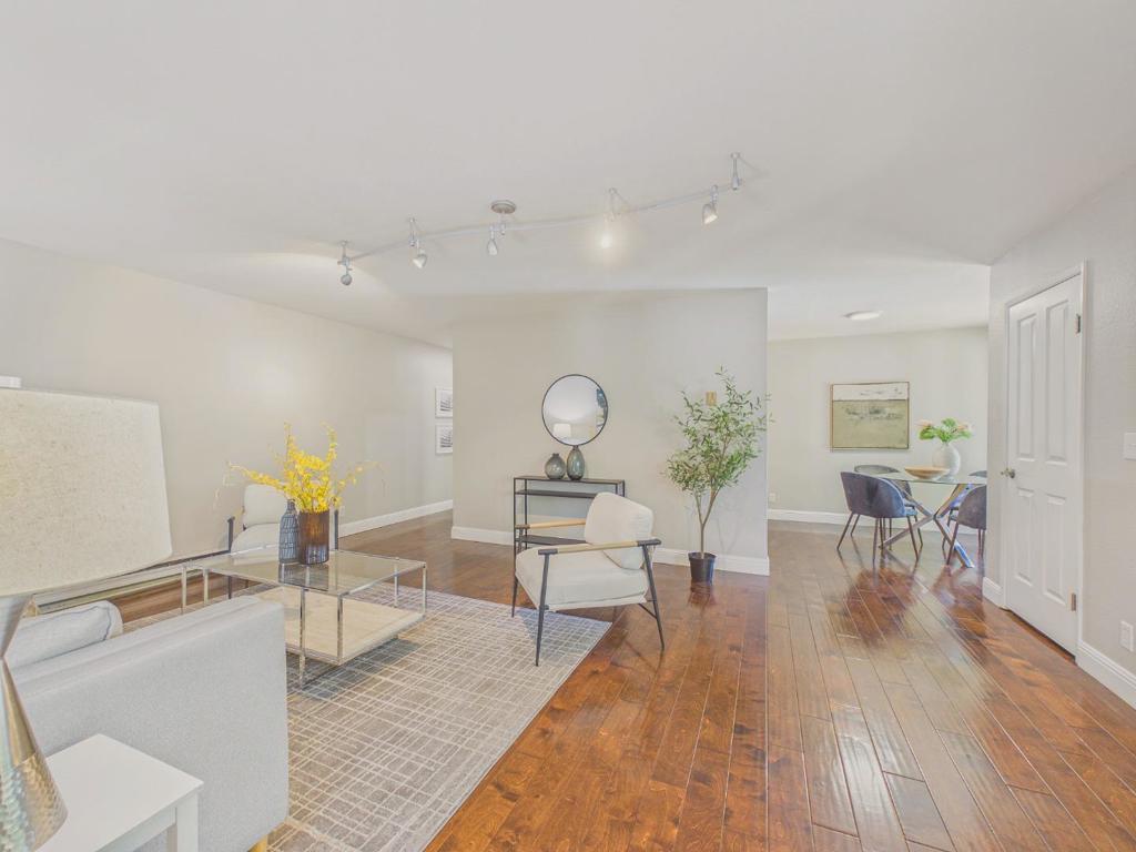 264 N Whisman Road