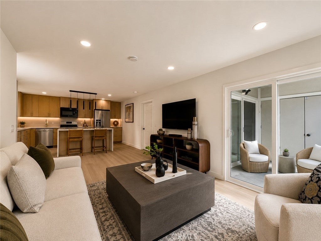 34146 Selva Road 198