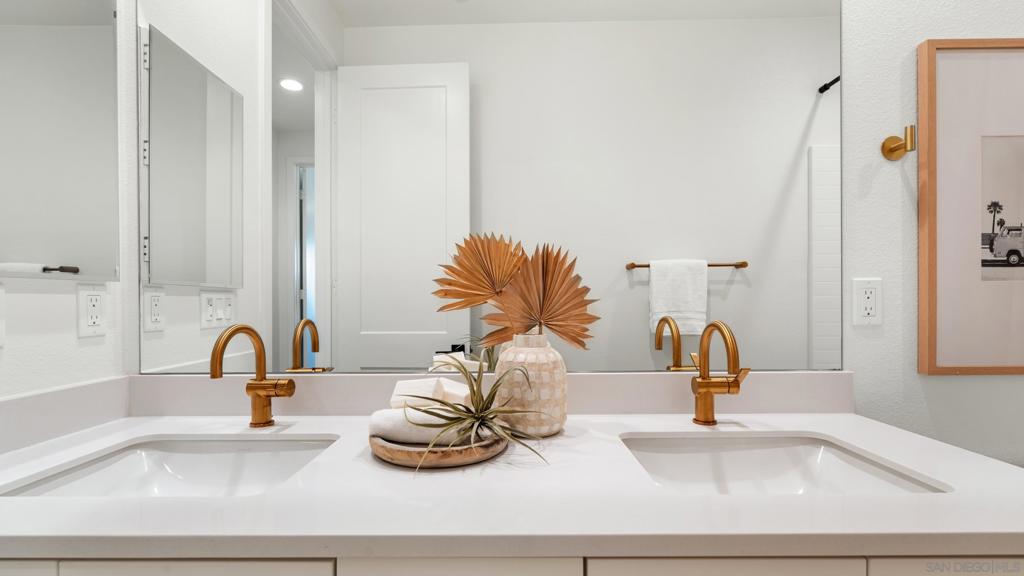 Carlsbad West - Residential