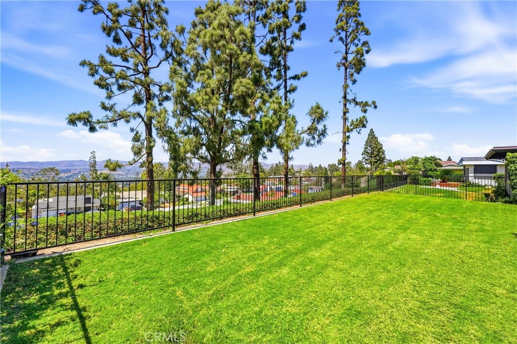 6487 E Calle del Norte