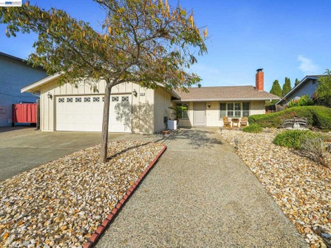 Photo of 8047 Del Monte Ave AVE, Newark, CA 94560 (MLS # 41152480)