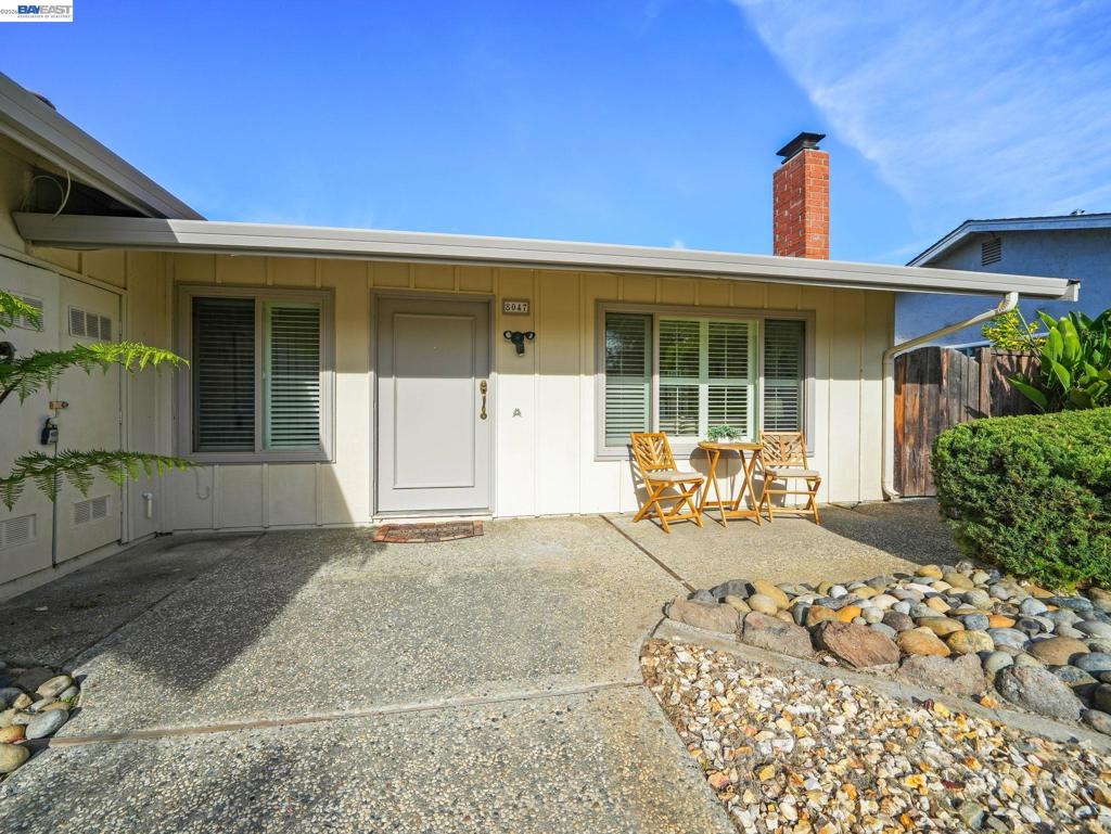 8047 Del Monte Ave