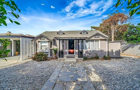 Photo of 14143 Hatteras Street, Sherman Oaks, CA 91401 (MLS # OC26005893)