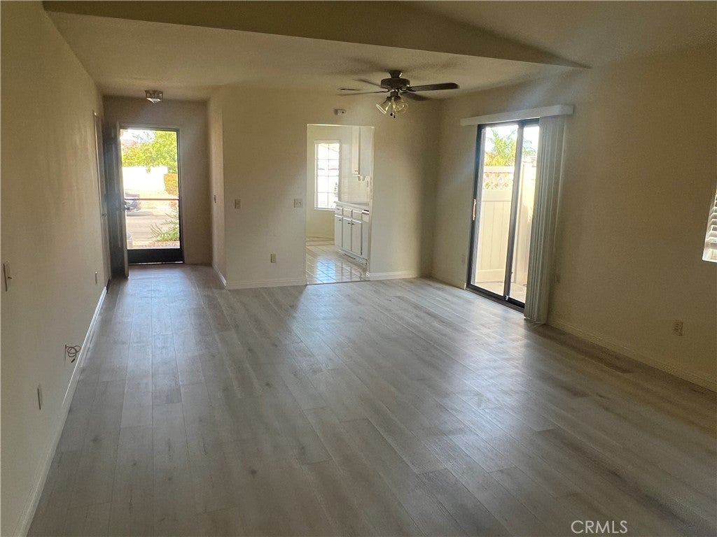 28132 Calle Casera