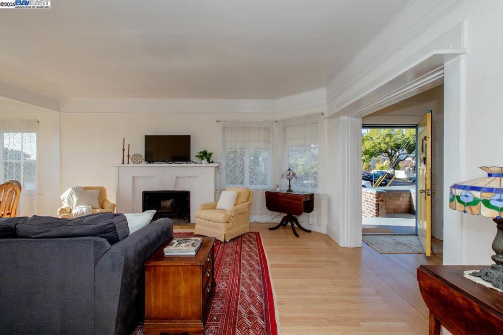 CENTRAL ALAMEDA - Residential