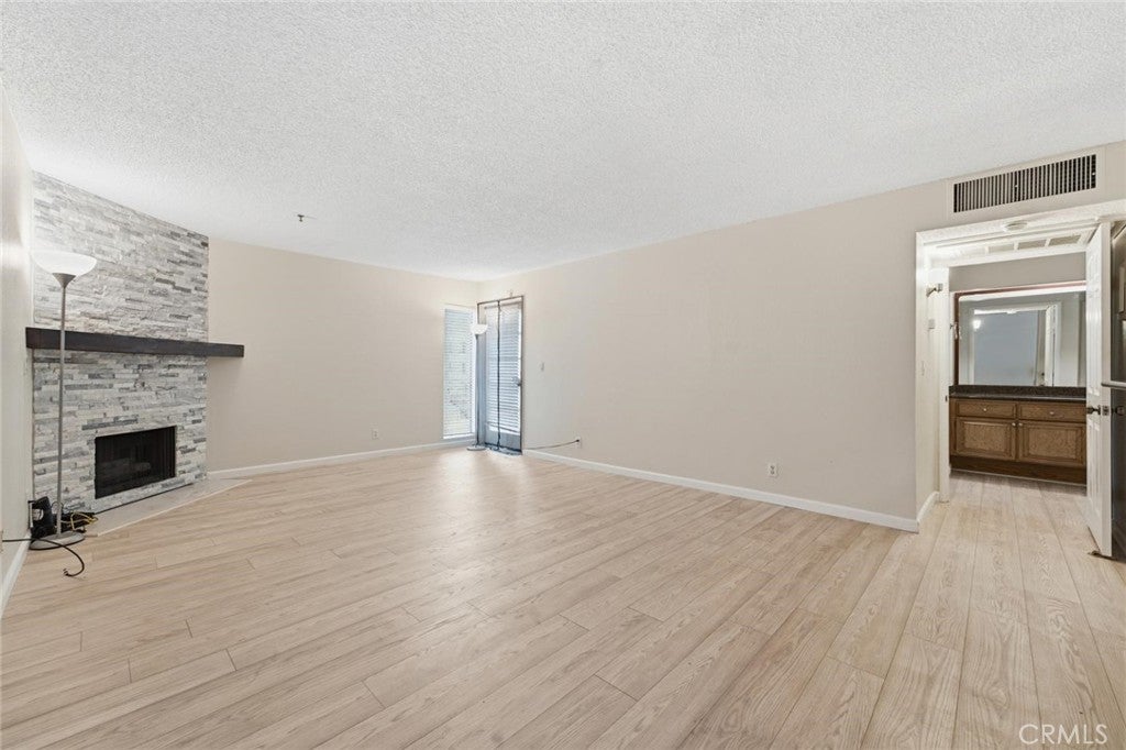 5705 Friars RD 22, San Diego CA 92110