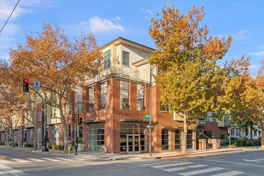 Welcome to this stylish and contemporary 1-bedroom, 1-bathroom condo at 1 East Julian, ideally located in the heart of Downtown San Jose. This inviting, courtyard-facing home features an open floorplan with beautiful wood flooring, a modern kitchen equipped with granite countertops and stainless steel appliances, in-unit laundry, A/C, and a spacious walk-in closet. Enjoy a private patio perfect for relaxing or entertaining. Additional conveniences include a dedicated single-stall parking space in the secured garage. Perfectly positioned between Japantown and Downtown San Jose, youll love being within walking distance of San Pedro Square, dining, shopping, theaters, and nightlife. Commuting is a breeze with nearby Light Rail and easy access to Highways 87, 101, 880, and 280. Dont miss this fantastic opportunity to own in one of San Joses most vibrant neighborhoods!