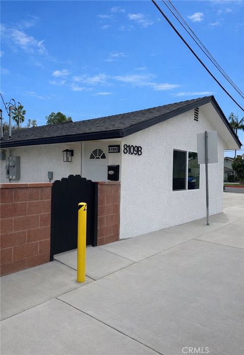 Photo of 8109 Cole St #B, Downey, CA 90242 (MLS # DW26026120)