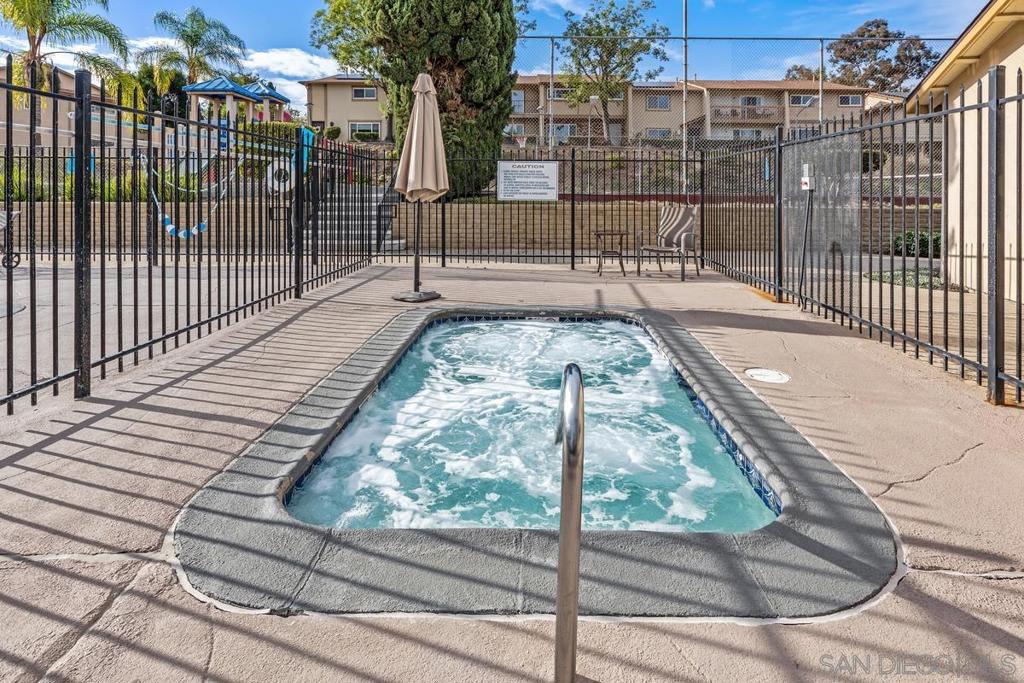 La Mesa - Residential