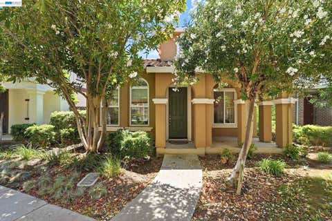 Photo of 43 W Casita Ln Ln, Mountain House, CA 95391 (MLS # 41125804)