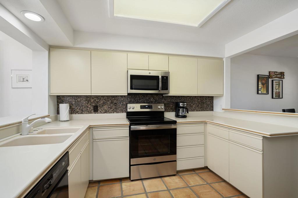 510 Desert Falls Drive N