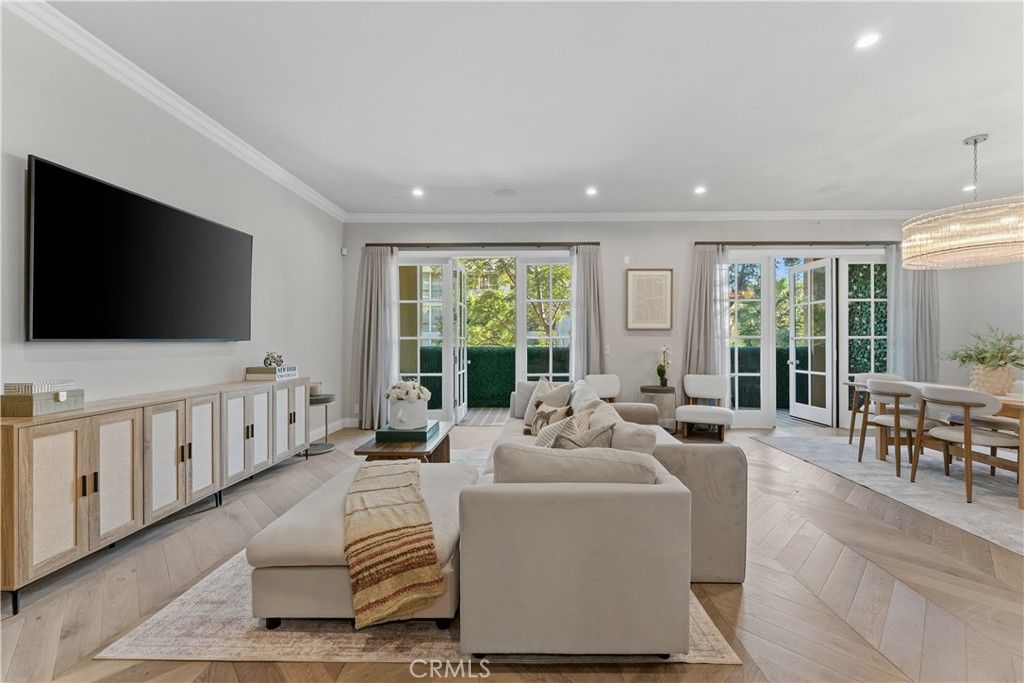 Photo of 11500 San Vicente Boulevard #202, Los Angeles, CA 90049 (MLS # SW26004465)