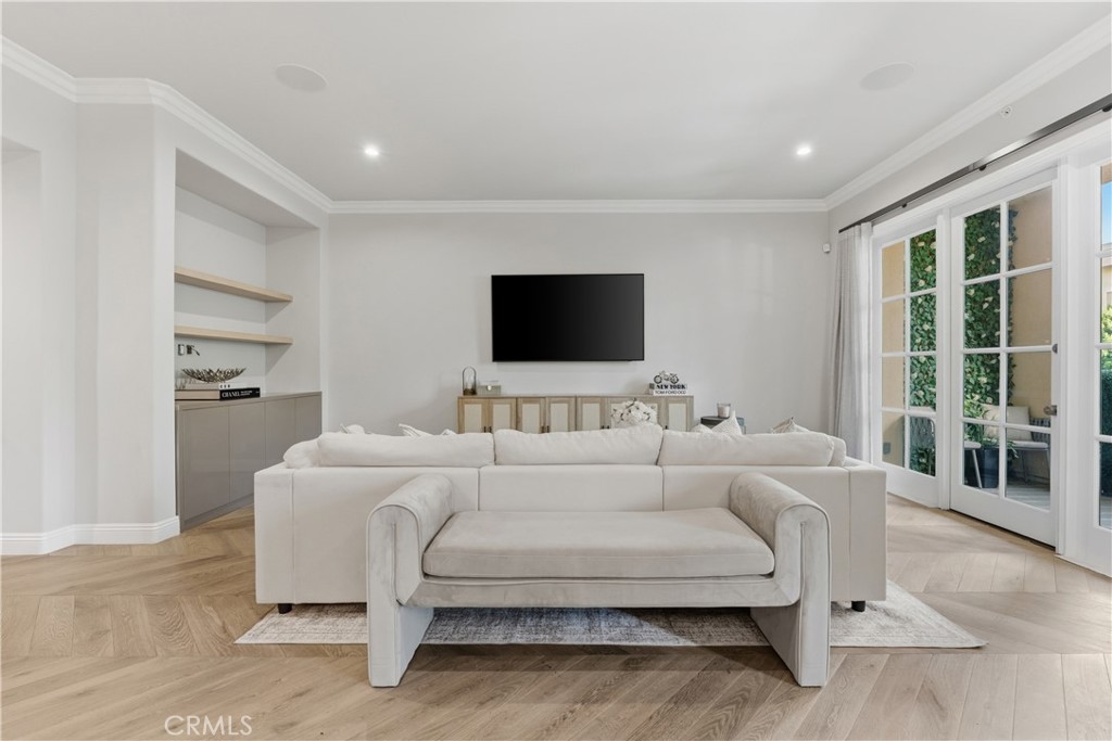 11500 San Vicente Boulevard 202