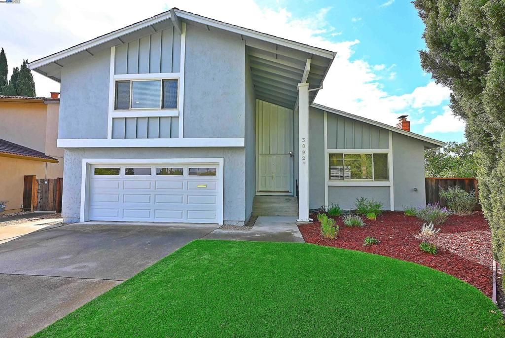 Photo of 3092 Halgrim Ct Ct, San Jose, CA 95132 (MLS # 41113744)