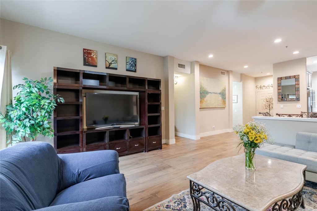 10604 Valley Spring Lane 105