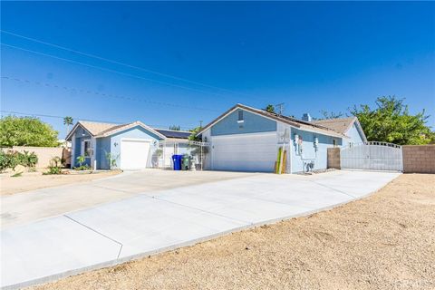 Photo of 19809 Modoc Rd, Apple Valley, CA 92308 (MLS # HD25247287) Photo of 19809 Modoc Rd, Apple Valley, CA 92308 (MLS # HD25247287)