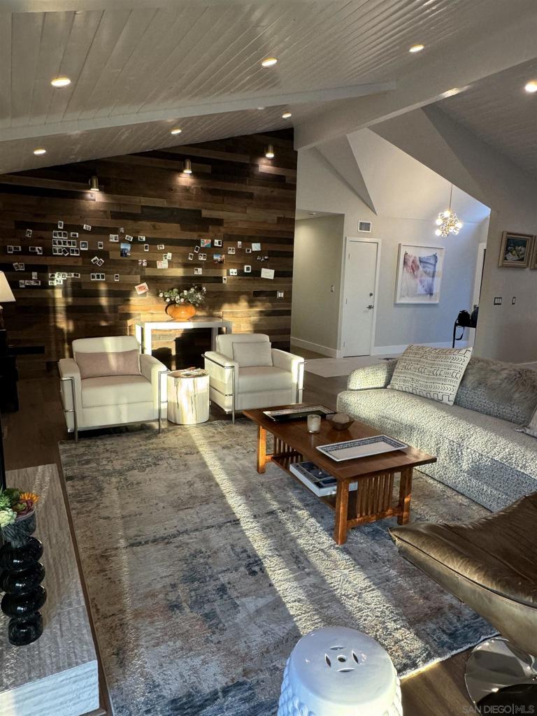 La Jolla - Residential Lease
