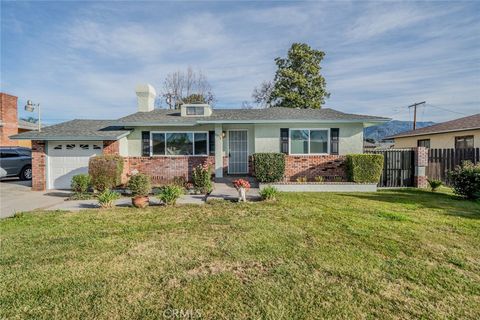 Photo of 1232 W Alexander Avenue, San Bernardino, CA 92405 (MLS # IV26041944)