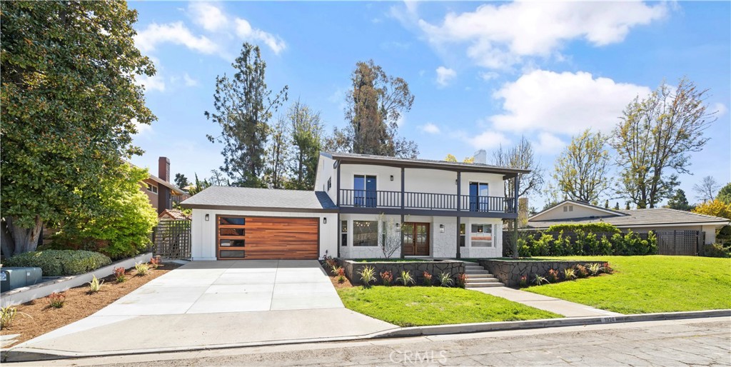 1924 Smokewood Avenue