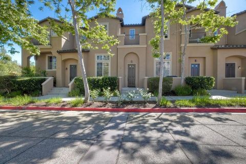 Photo of 14650 Via Fiesta #2, San Diego, CA 92127 (MLS # 260008495SD)