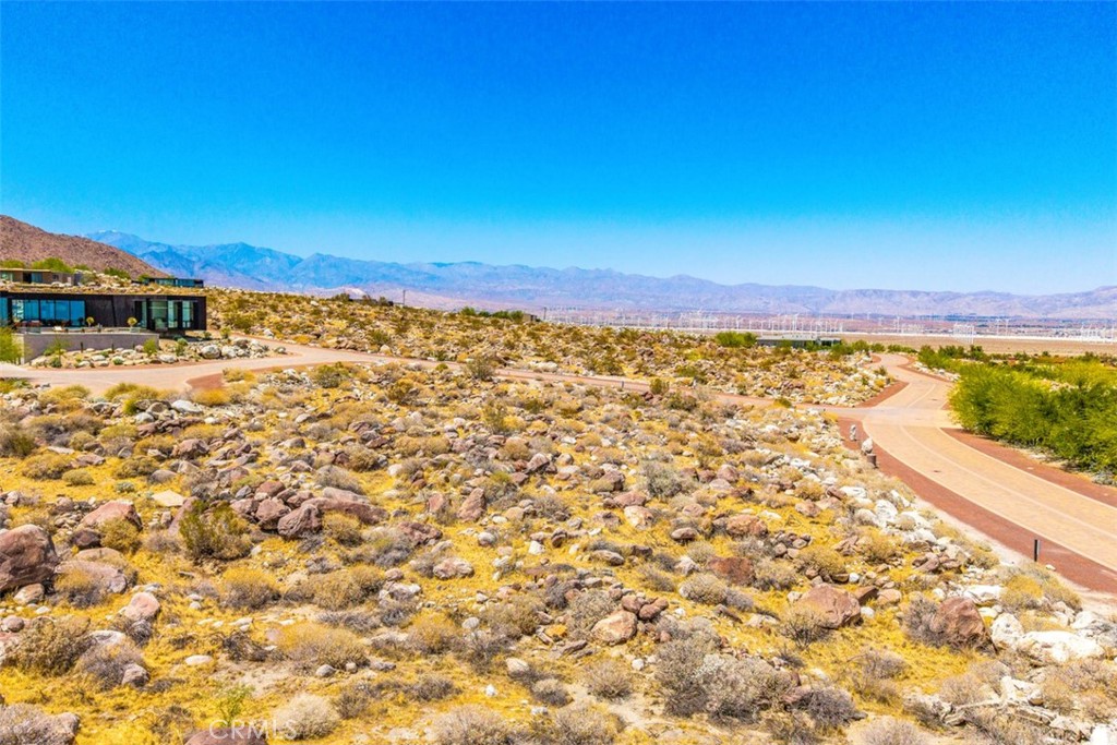 Desert Palisades - Land
