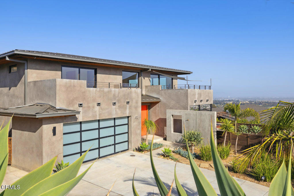 572 Skyline Road