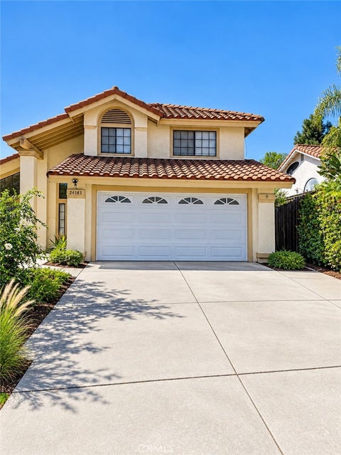 Photo of 24583 Jacarte DR, Murrieta, CA 92562 (MLS # IG26216979)