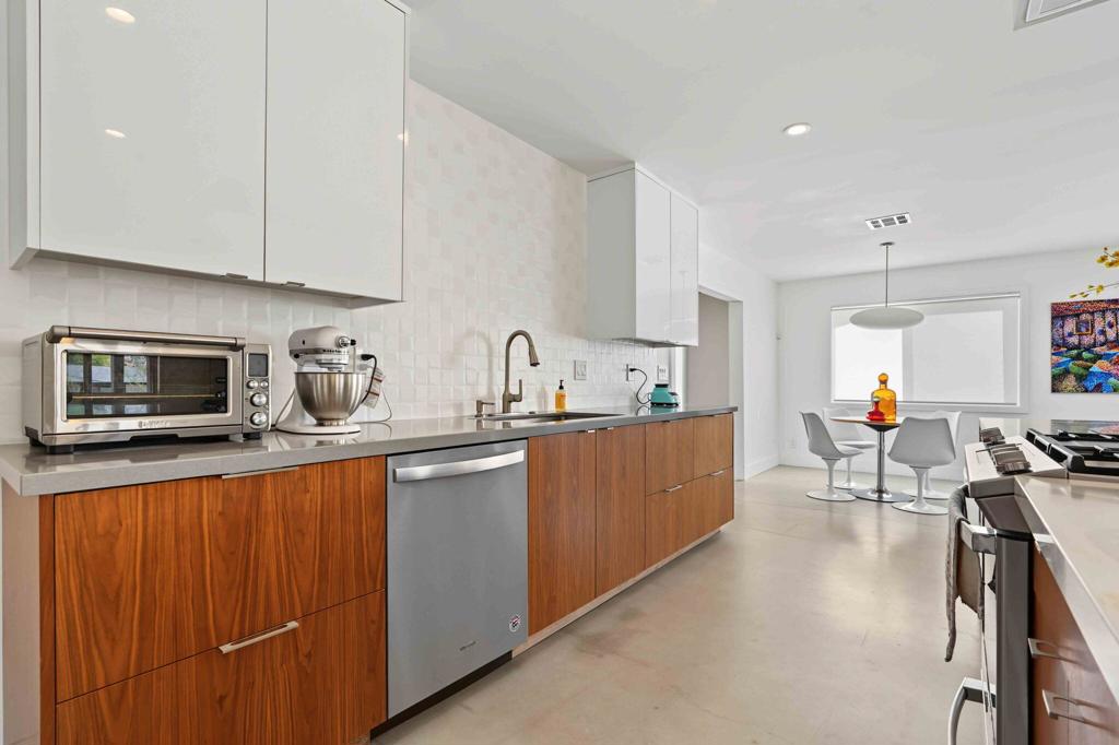 7429 Cardillo Trail