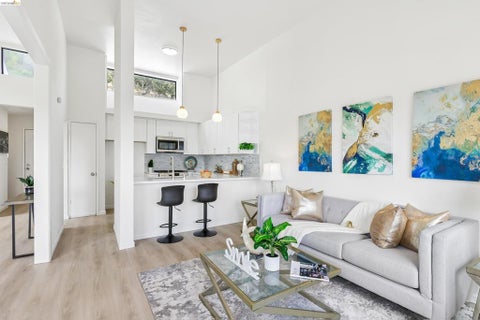 Photo of 12 Madrid Ct CT, Novato, CA 94949 (MLS # 41152160)