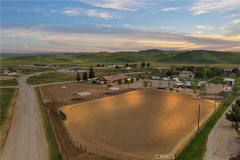 Photo of 241 Vera Fern Drive, Bakersfield, CA 93308 (MLS # SR26071003)