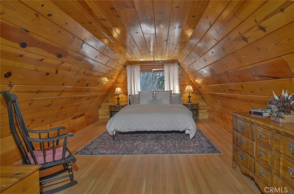 33867 Cedar Oak Lane