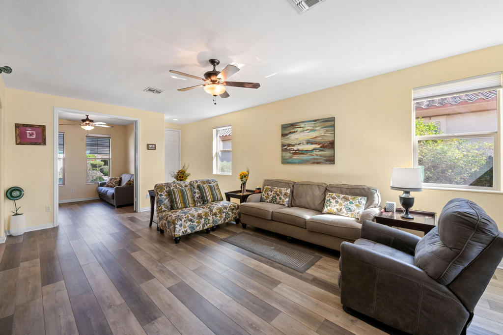80605 Avenida Camarillo